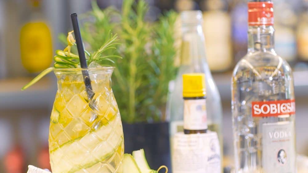 Moscow Mule Cocktail Opskrift - Sådan laver du Moscow Mule opskrift - How to make a Moscow Mule - Best Moscow Mule cocktail recipe