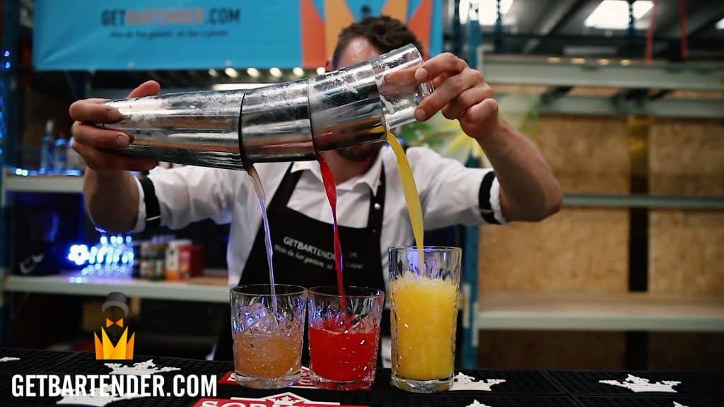 Festunderholdning - Cocktail Bar til fest - Lej en Cocktail bar - Bartender til fest