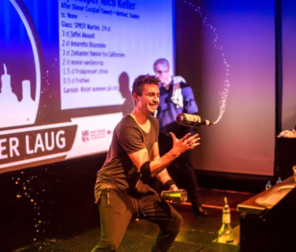 Casper Nico Keller - Lej Bartender i København - Cocktail til fest